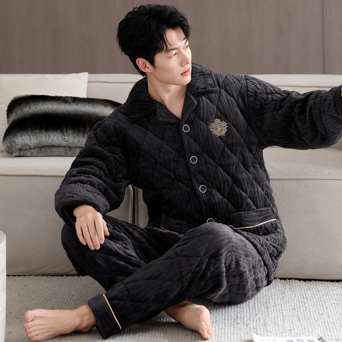 睡衣男士秋冬季珊瑚绒三层夹棉加厚加绒2025新款中老年爸爸家居服