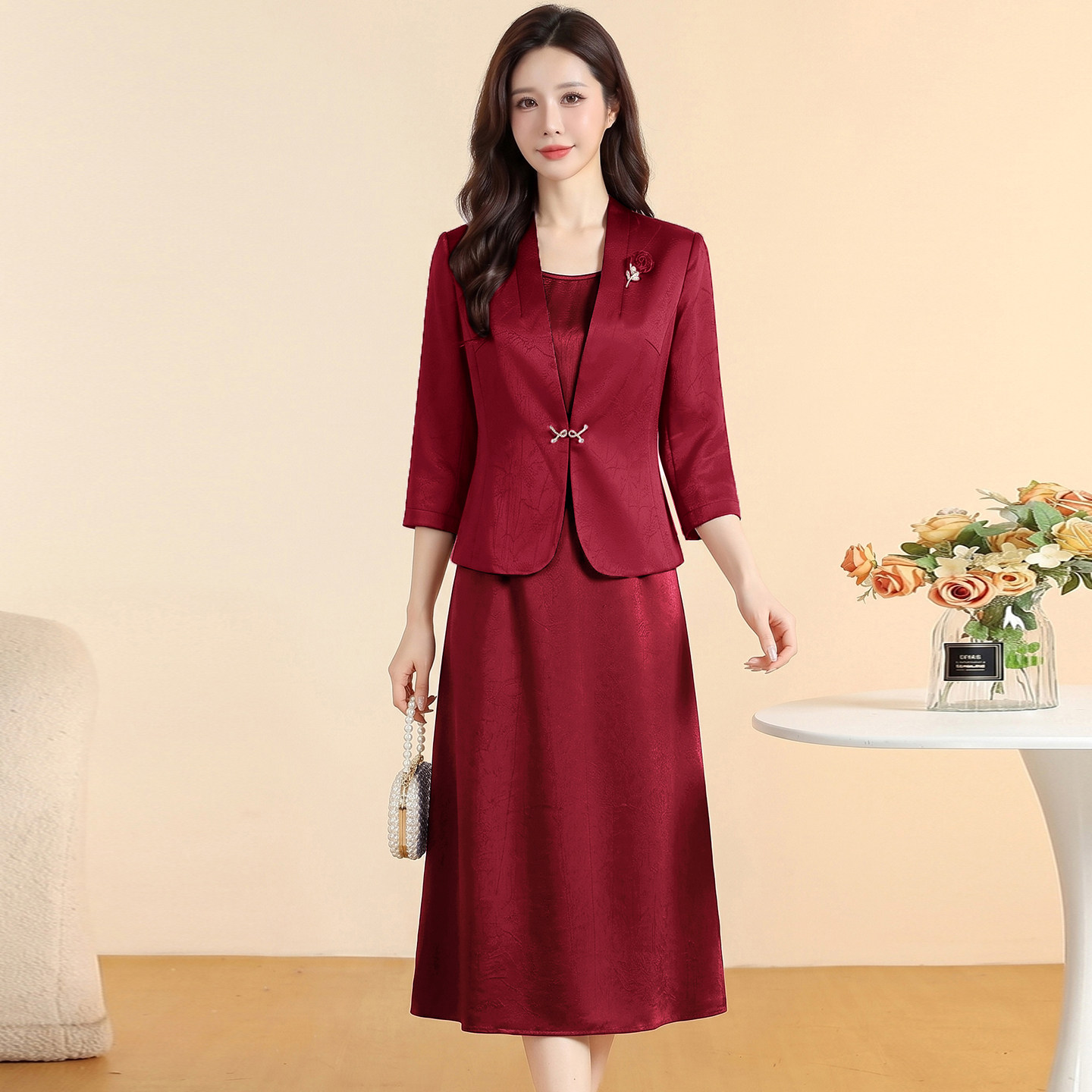 优雅减龄修身显瘦妈妈礼服套装
