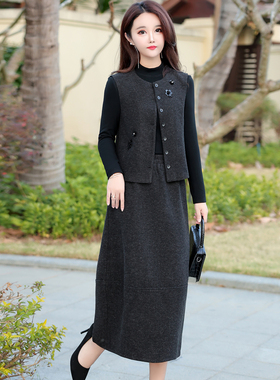 成熟优雅风灰色减龄套装女春秋季新款修身收腰显瘦通勤三件套裙潮