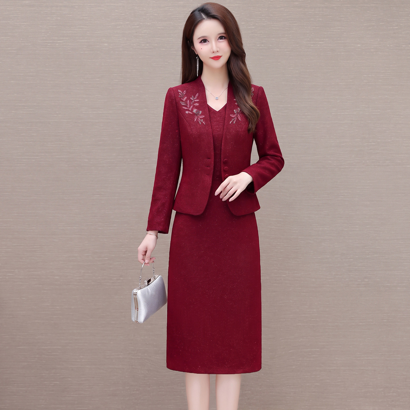 春秋刺绣红色修身显瘦礼服两件套