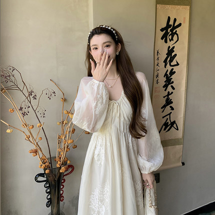 AM NANA秋冬法式长袖打底连衣裙温柔风小个子绝美仙女气质长裙子