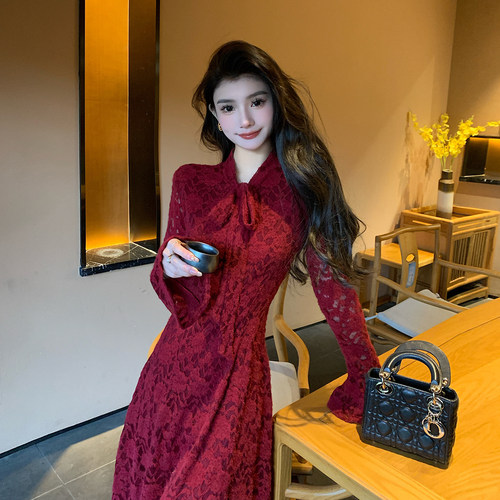 法式红色蕾丝新年订婚连衣裙子