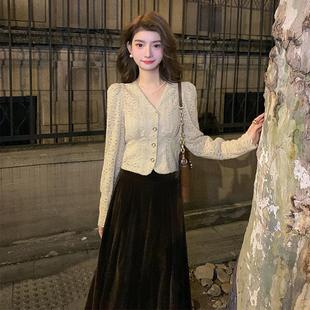 收腰v领时尚 百搭套装 上衣显瘦遮肉百褶两件套裙 NANA洋气法式