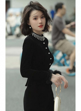 2025秋冬季新款日常高级感气质优雅收腰气质连衣裙D4523