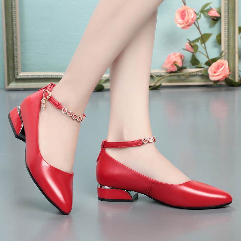 意尔康2026春季新款女鞋正品真皮女单鞋休闲妈妈鞋中跟牛皮鞋大码