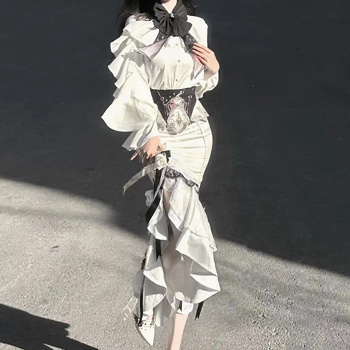 环星门白色哥特Lolita鱼尾礼服裙