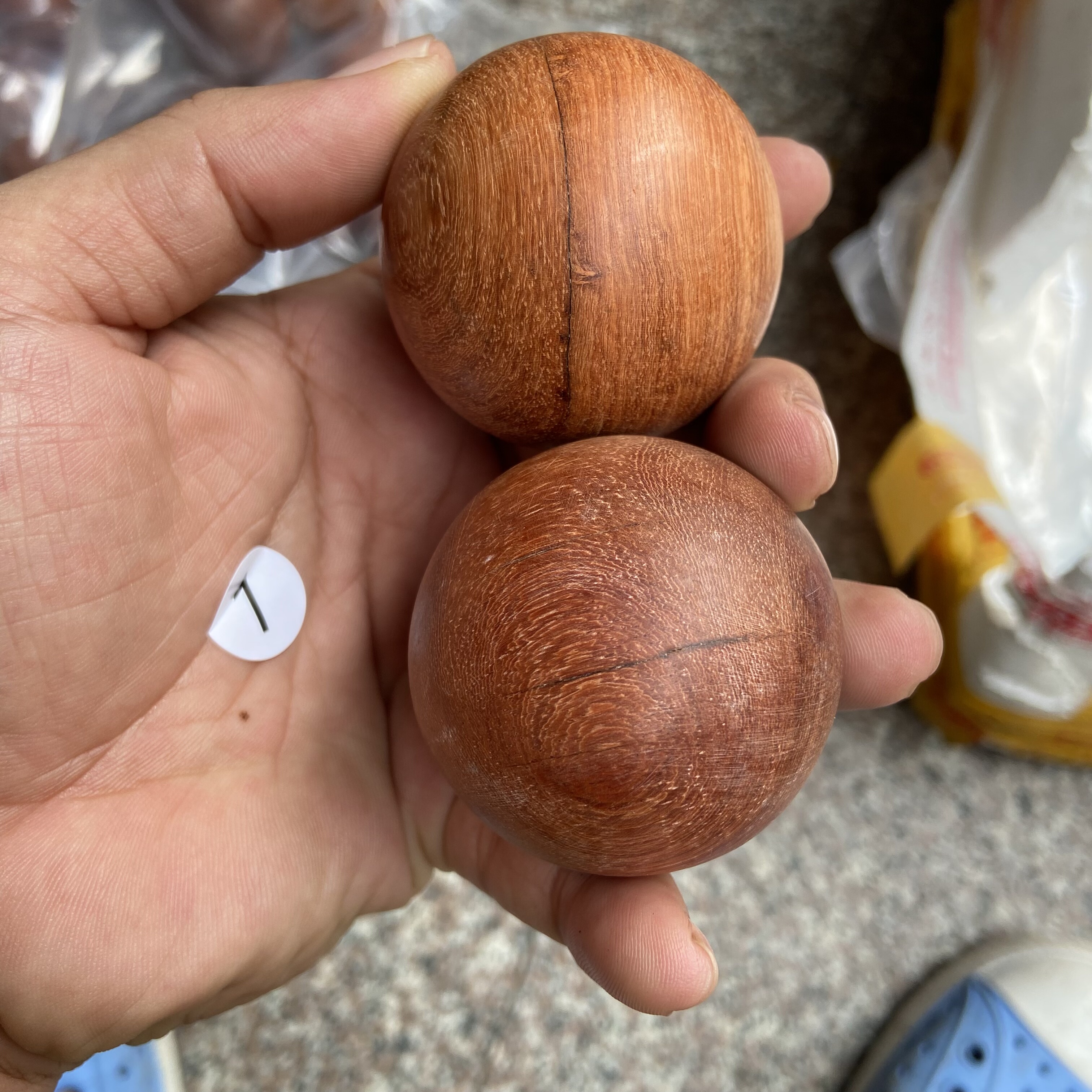 福利品！微瑕疵缅甸花梨大果紫檀5cm一对健身球，一物一拍