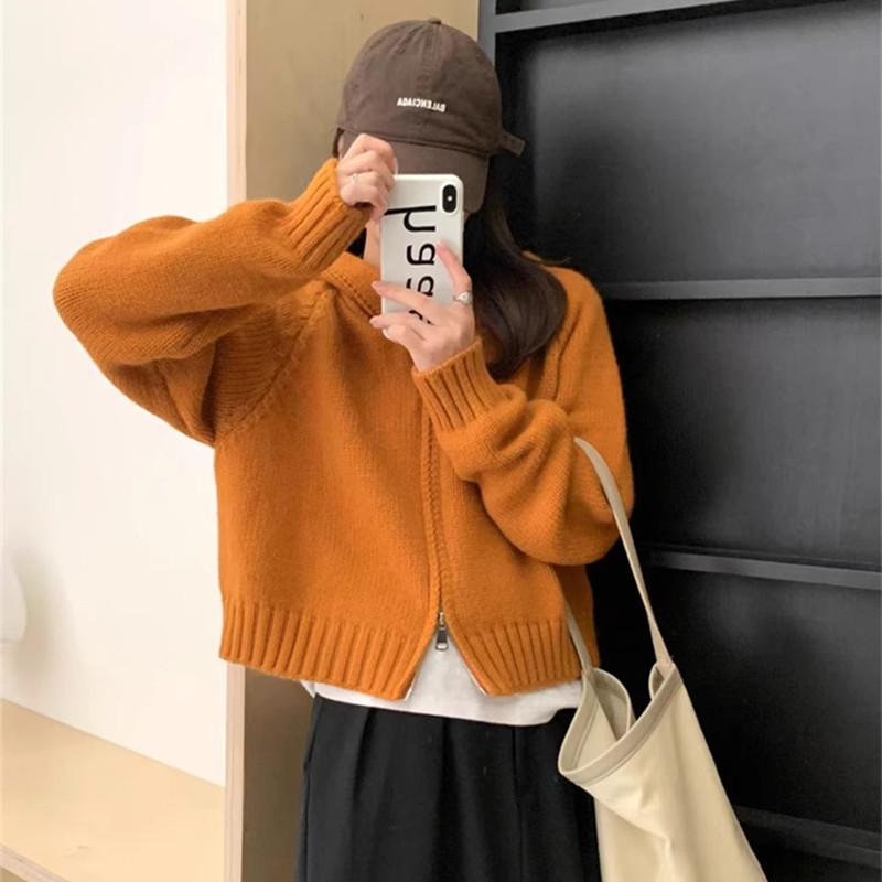 简约风纯色连帽拉链针织开衫女