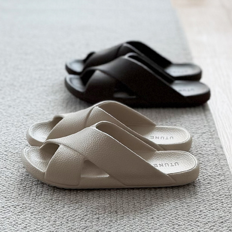 交叉带凉拖鞋男女情侣家居用室内浴室洗澡防滑踩屎感外穿eva防臭