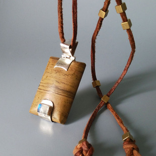 印度手工银饰品 925纯银天然大气独特木化石月光石银吊坠男女款