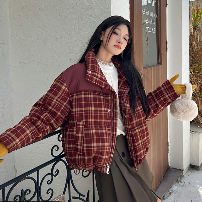 过年红色格子立领羽绒服2025高级感休闲小个子独特超好看棉袄