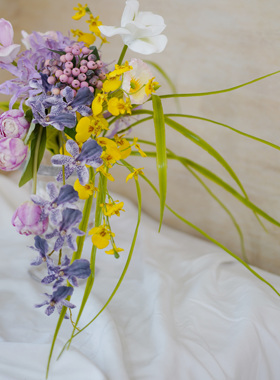 cosa多巴胺仿真下垂瀑布式花艺花束领证婚礼手捧摆设假花拍照道具