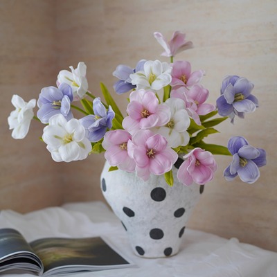 仿真花手感保湿布朗尼郁金香