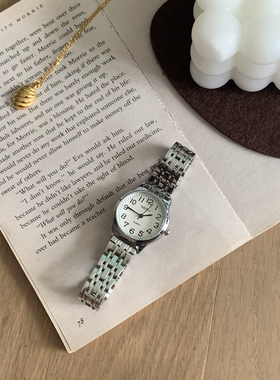 小众品牌中性手表女ins风简约气质百搭文艺复古大数字刻度钢带表