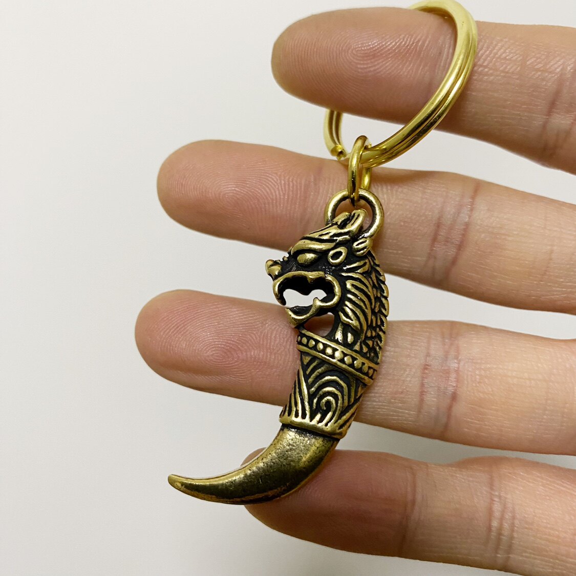 纯黄铜钥匙扣实心狼牙创意礼品中国风铜器挂件新款装饰