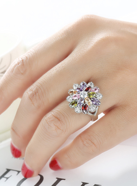 轻奢感典雅彩色饰品时尚多层花朵形首饰欧美流行手饰宝蓝锆石戒指