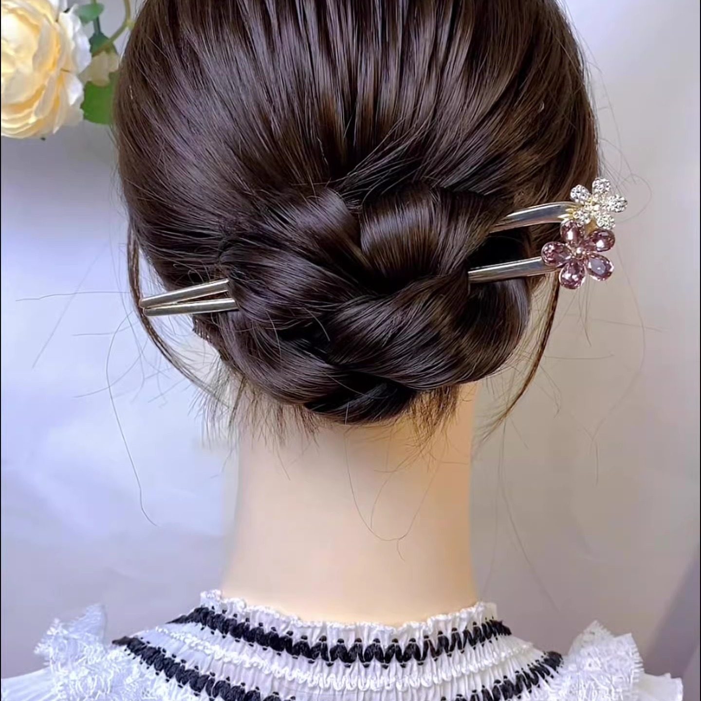新款水晶花朵U型发簪女气质后脑勺盘发簪子现代简约发钗时尚插梳,家庭/个人清洁工具,盘发器,淘宝优惠券,粉丝福利购,淘宝优惠卷
