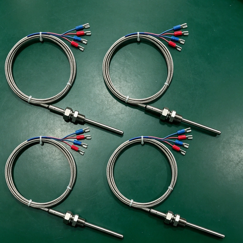 Pt100铂热电阻 WZPK-274S L=4*95*5000 0-800°C 四线制 M12*1.5