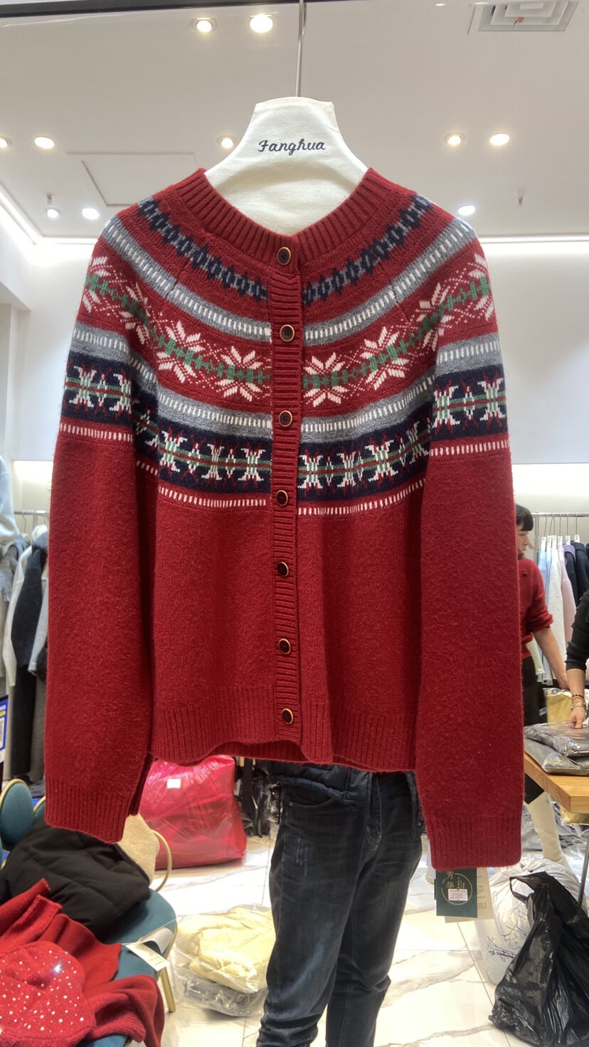 欧货2026春新款时尚圆领长袖针织衫女宽松显瘦百搭打底衫上衣女潮