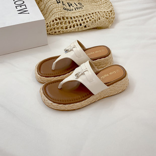 外穿2026新款 女夏季 松糕夹趾草编人字拖 小个子厚底凉拖鞋 牛皮版