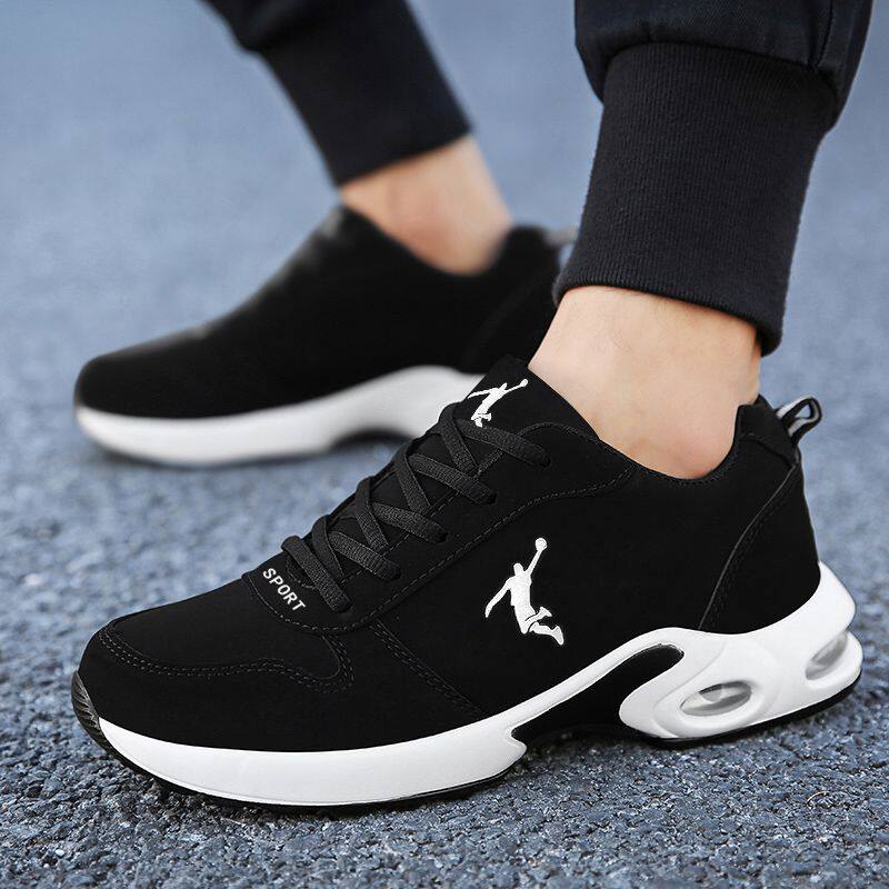 新款女鞋百搭运动鞋平底学生跑步休闲大码网面韩版轻便气垫旅游鞋