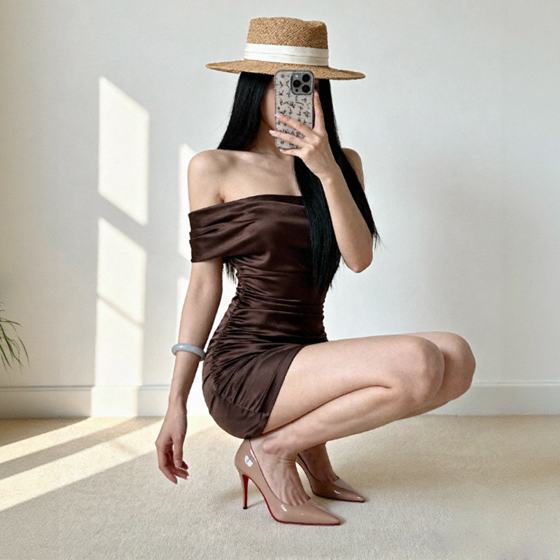 2025新款高跟鞋女气质高级不累脚御姐性感细跟约会裸色红底鞋大码