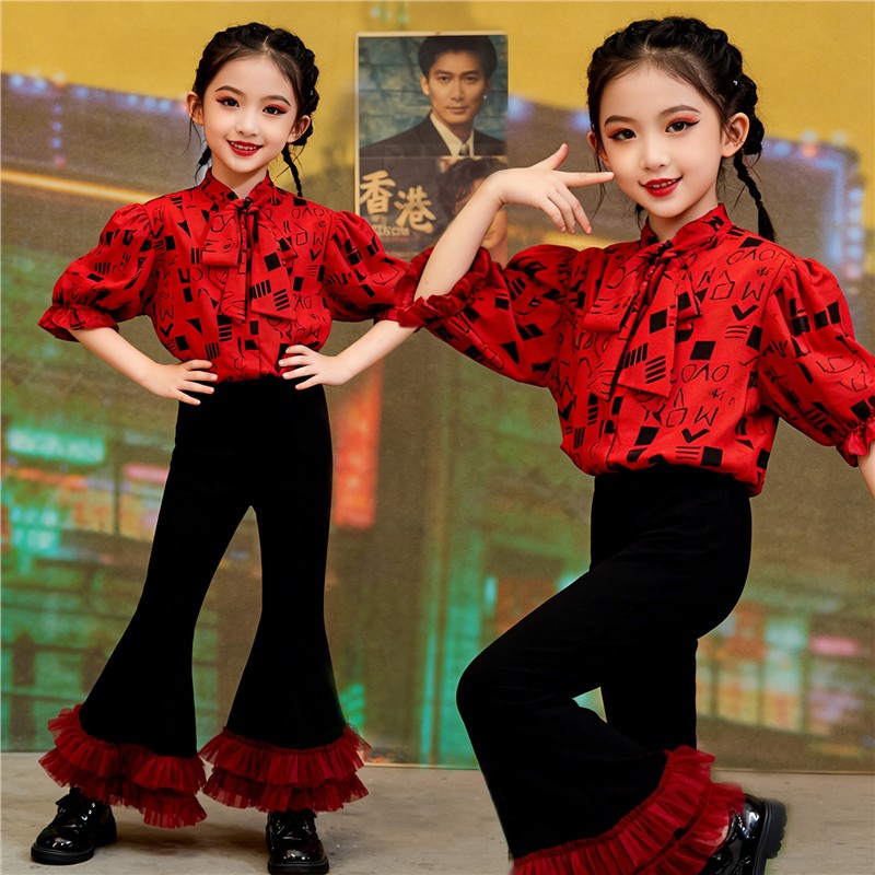 儿童8090年代港风复古怀旧喇叭裤黑红新年幼儿园演出模特走秀潮服