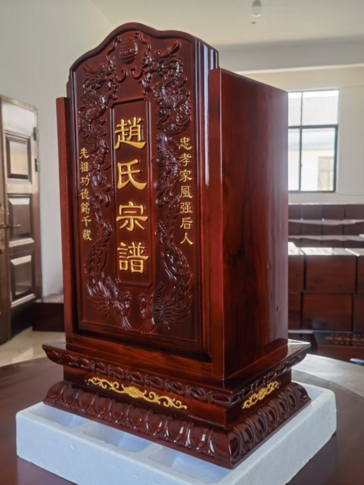 源头厂家定制香樟木纯实木宗谱箱子族谱箱子家谱箱盒子高端款定制