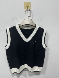 亏本清货秋冬女装时尚百搭休闲潮牌针织马甲背心女毛衣马夹短款