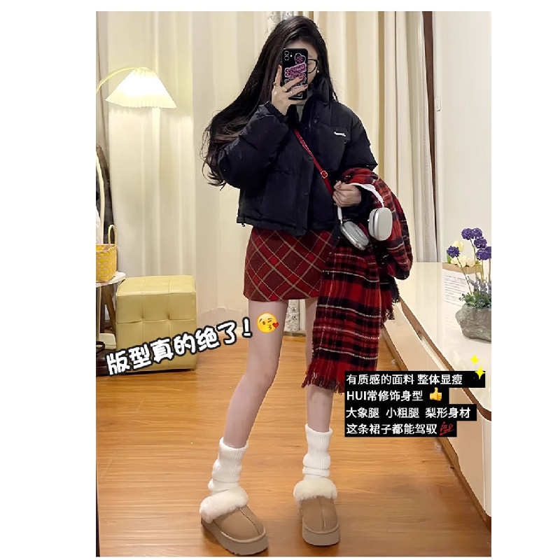 毛呢格子百褶裙新年复古红色格纹包臀短裙A字半身裙秋冬带安全裤