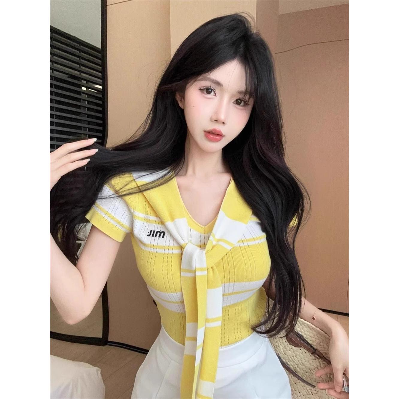 假两件针织条纹短袖t恤女夏季纯欲v领披肩上衣设计感小众独特绝美