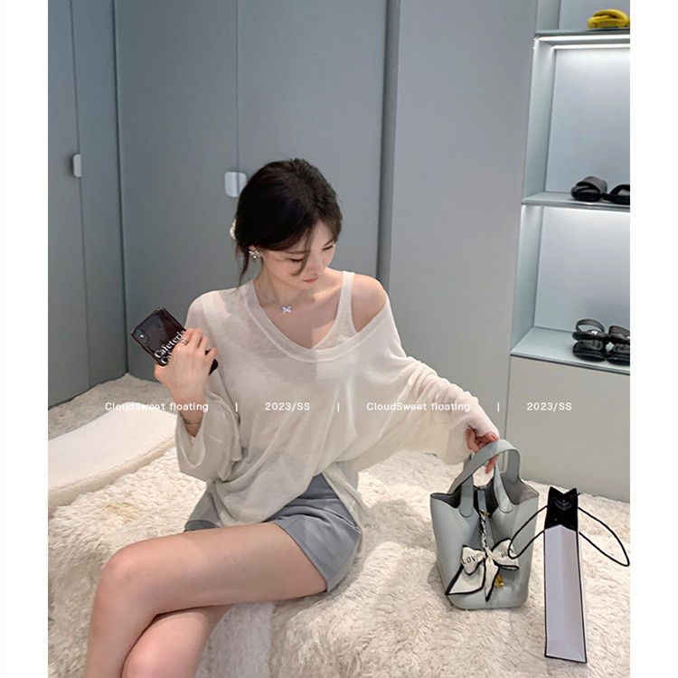 斜领露肩吊带防晒罩衫女夏薄款粉色长袖上衣宽松慵懒风针织两件套