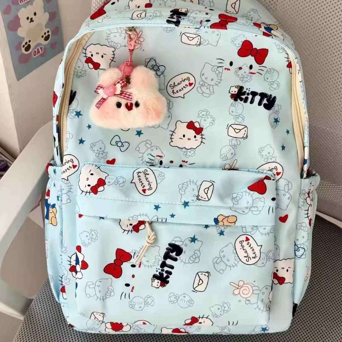 山吉涂鸦风满印凯蒂猫百搭书包