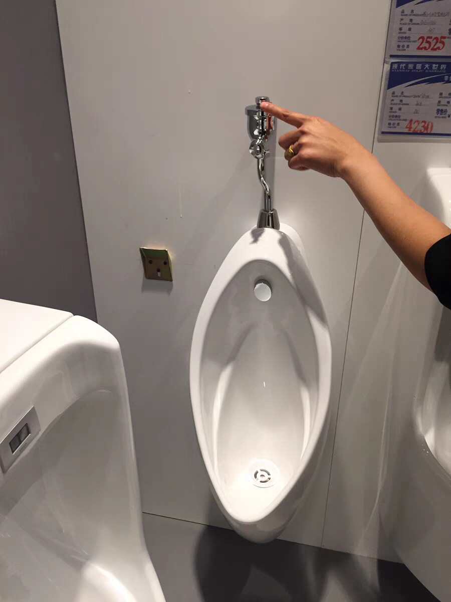 挂墙式小便器壁挂式小便斗小便池普通小便斗