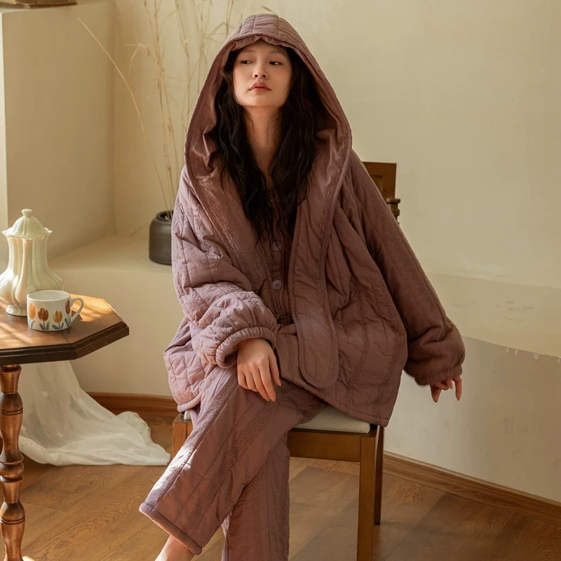 秋冬季新款睡衣女三层加厚夹棉保暖紫色刺绣家居服冬天可外穿套装