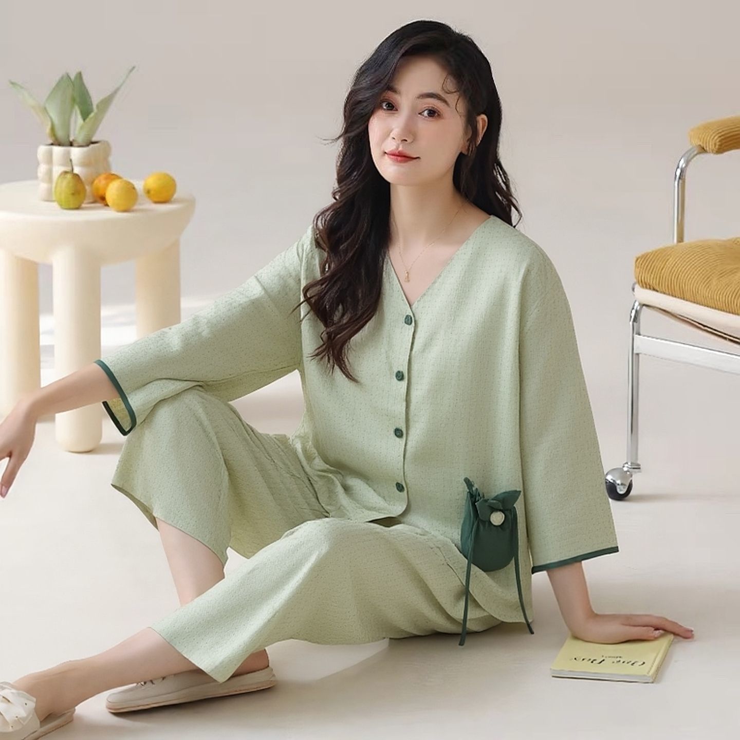 新款圆点印花V领开衫七分袖睡衣女春夏薄款休闲慵懒风家居服套装