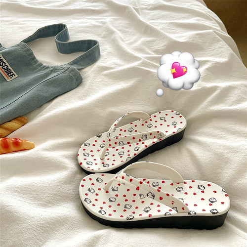 爱心波点KT猫~！可爱ins软萌人字拖女夏季厚底增高防滑度假凉拖鞋