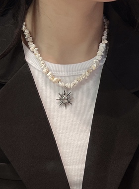 复古做旧太阳花项链女ins小众设计白色碎石毛衣链潮牌高级锁骨链