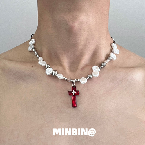异形珍珠红锆石十字架项链