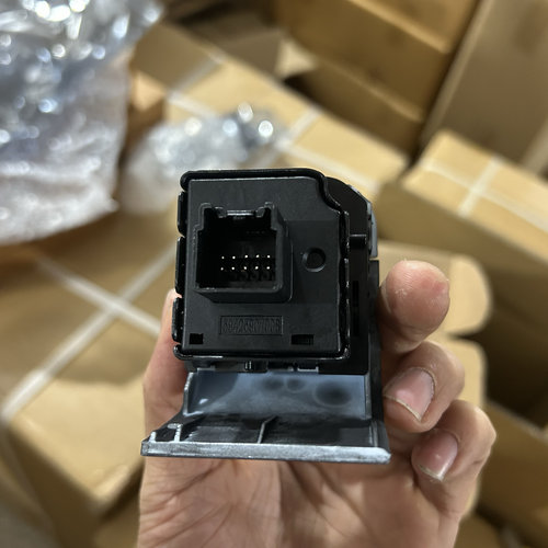 拖车制动控制模块适用于2019-2022年道奇公羊ram 82215278AE