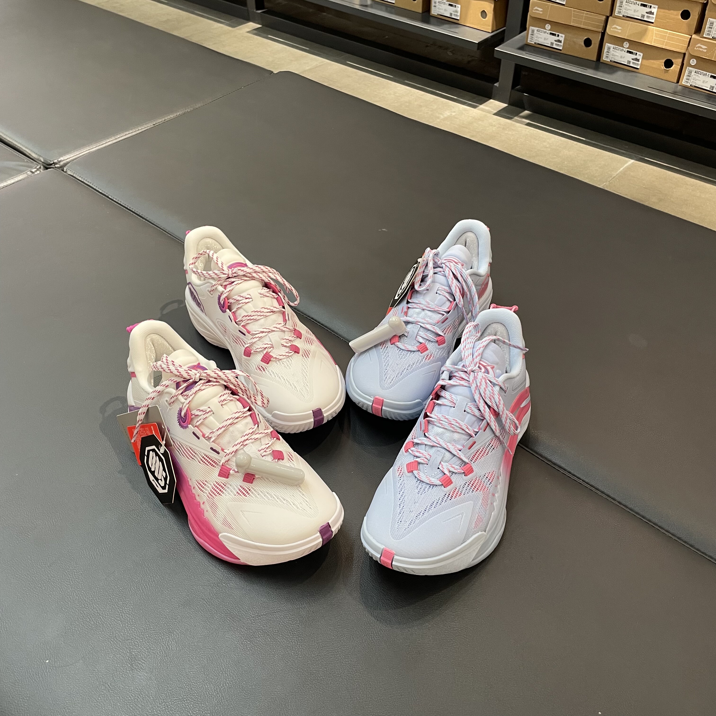 李宁游击1SUPER反伍超䨻外场鞋