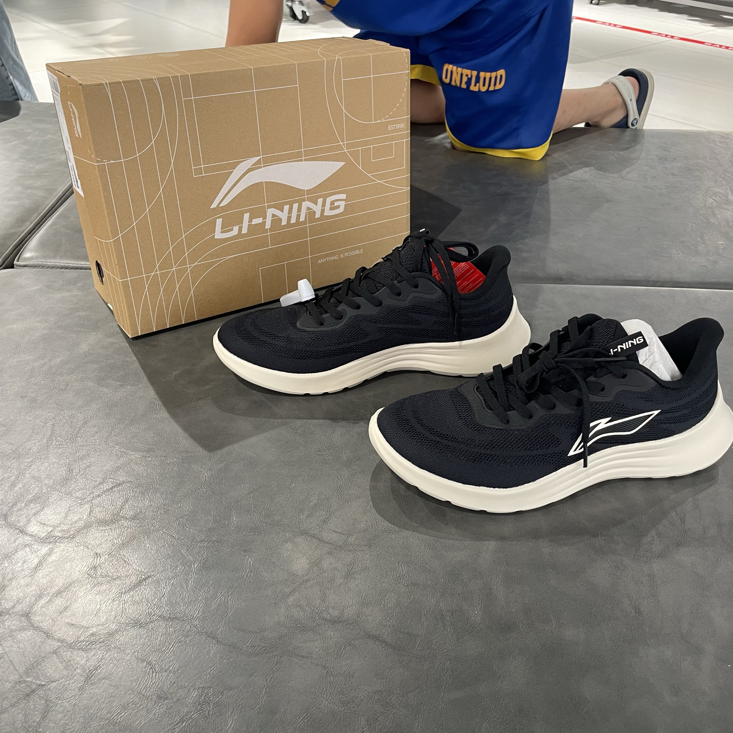 李宁轻羽跑鞋2024春季新款男网面透气减震休闲时尚慢跑鞋ARSU021,运动鞋new,跑步鞋,淘宝优惠券,粉丝福利购,淘宝优惠卷