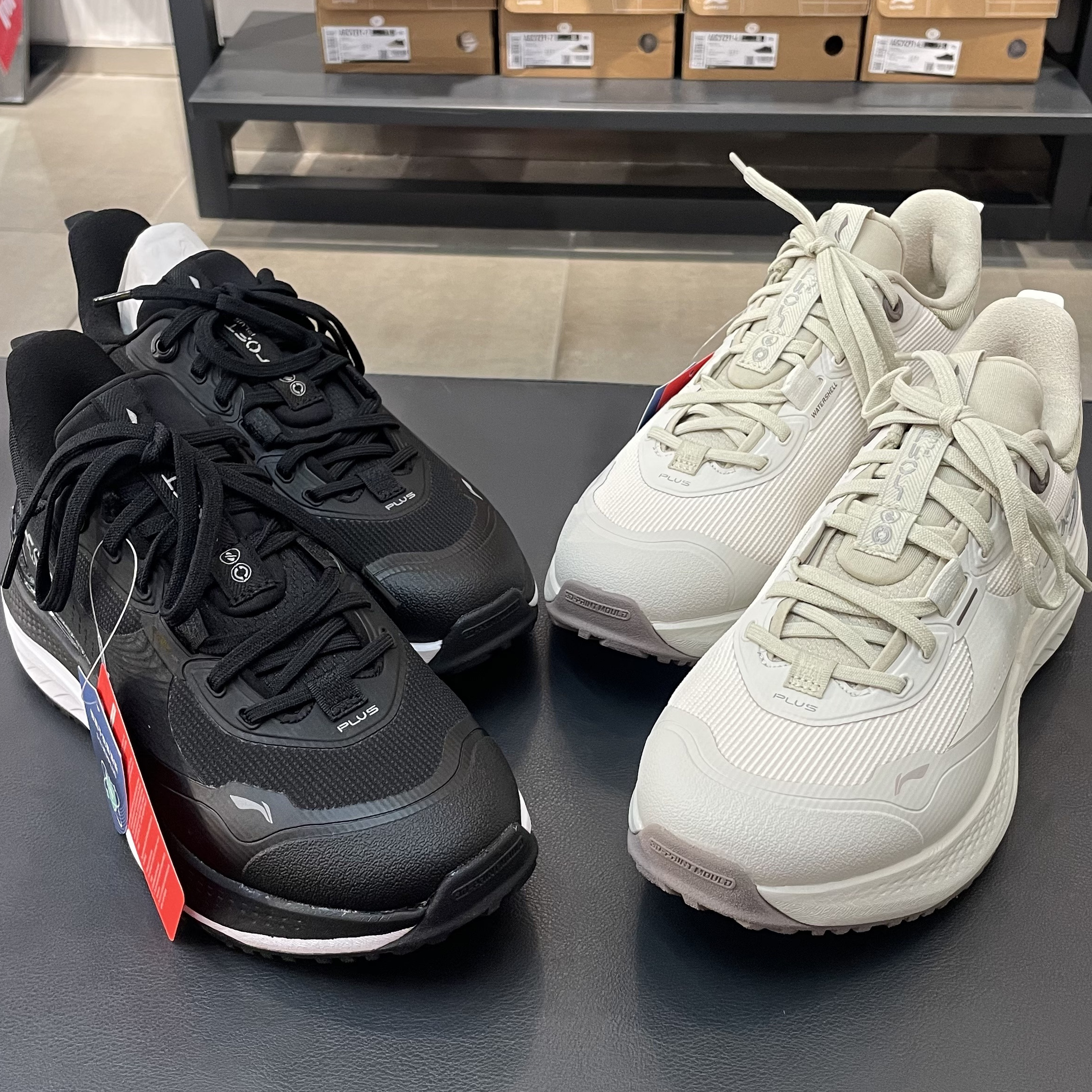 李宁女子潮流时尚运动休闲跑步鞋