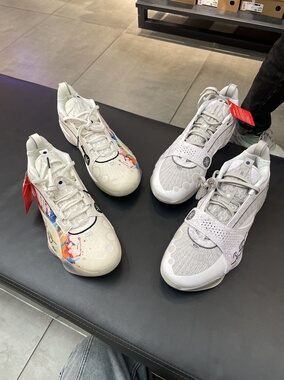 李宁篮球鞋韦德全城13ENCORE男高回弹专业比赛训练鞋ABAV047/043