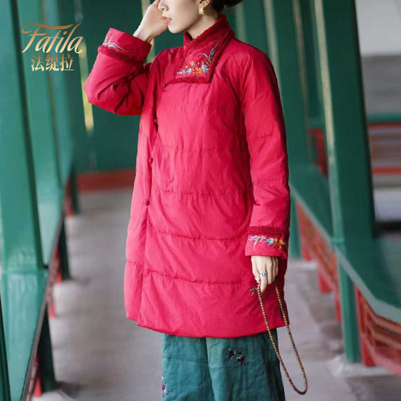 红色绣花新中式轻薄羽绒服女中长款新款妈妈改良版汉服加厚外套