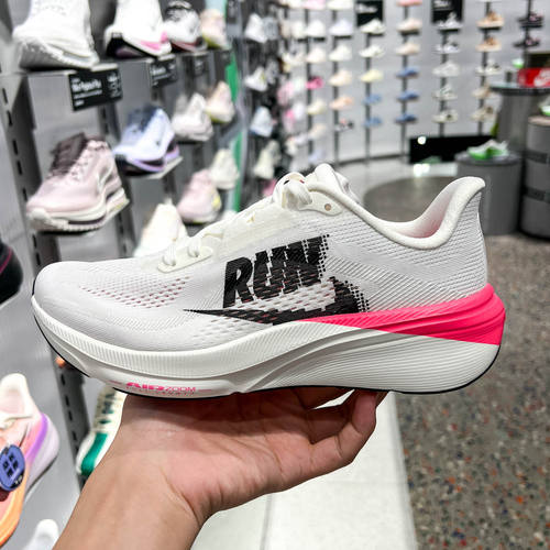 正品耐克女鞋2026冬款AIR ZOOM PEGASUS 42飞马跑步鞋 IZ6182-101