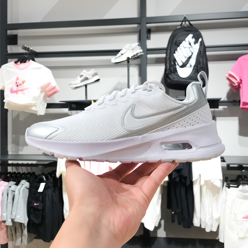 Nike耐克女子2024秋新款Air Max Nuaxis缓震透气运动鞋HF1233-101