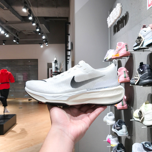 102 耐克女鞋 DR2660 Invincible透气运动公路跑步鞋 055 2024春新款