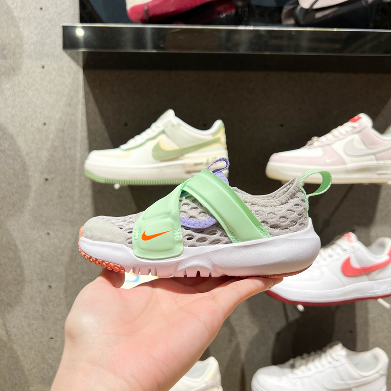 耐克童鞋2024夏新款拖鞋轻便舒适运动休闲透气儿童凉鞋DC9367-013