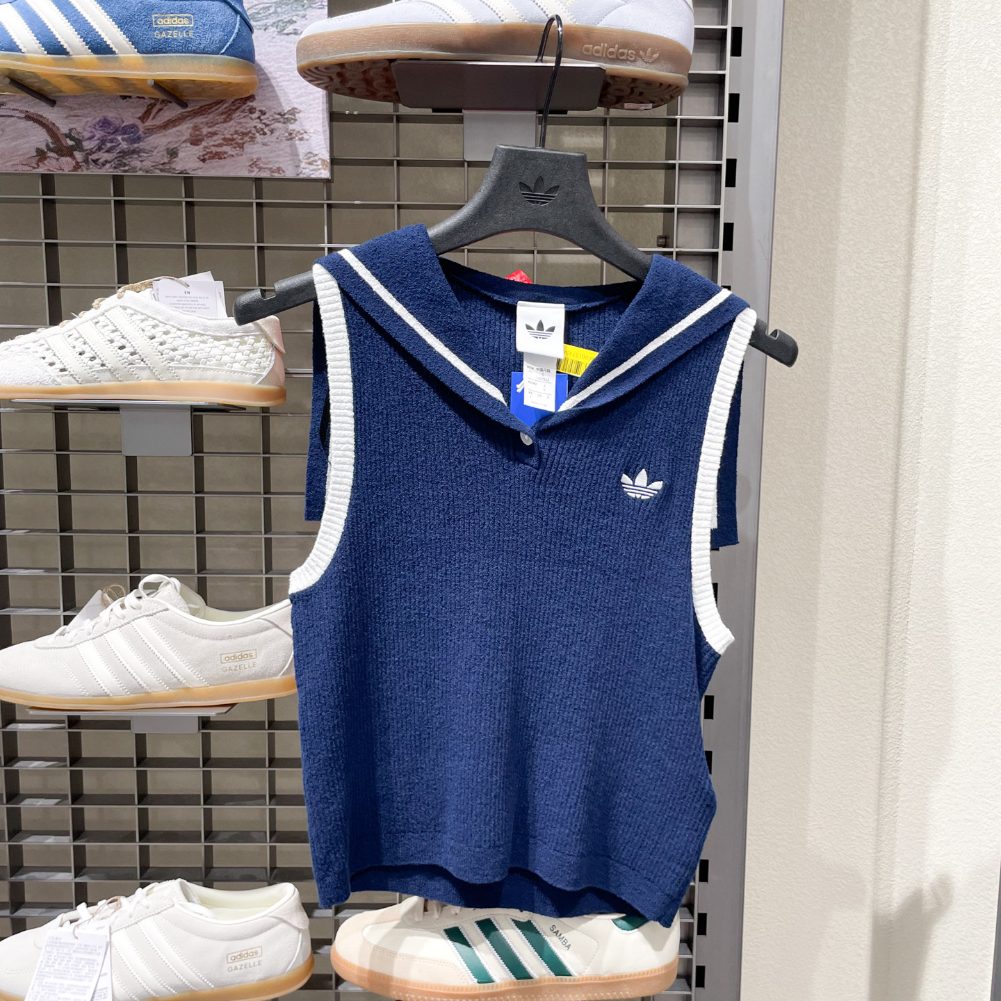 Adidas三叶草女子运动休